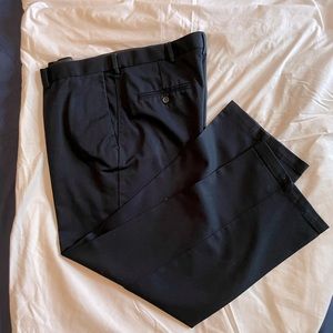 Haggar navy blue Men’s dress pants